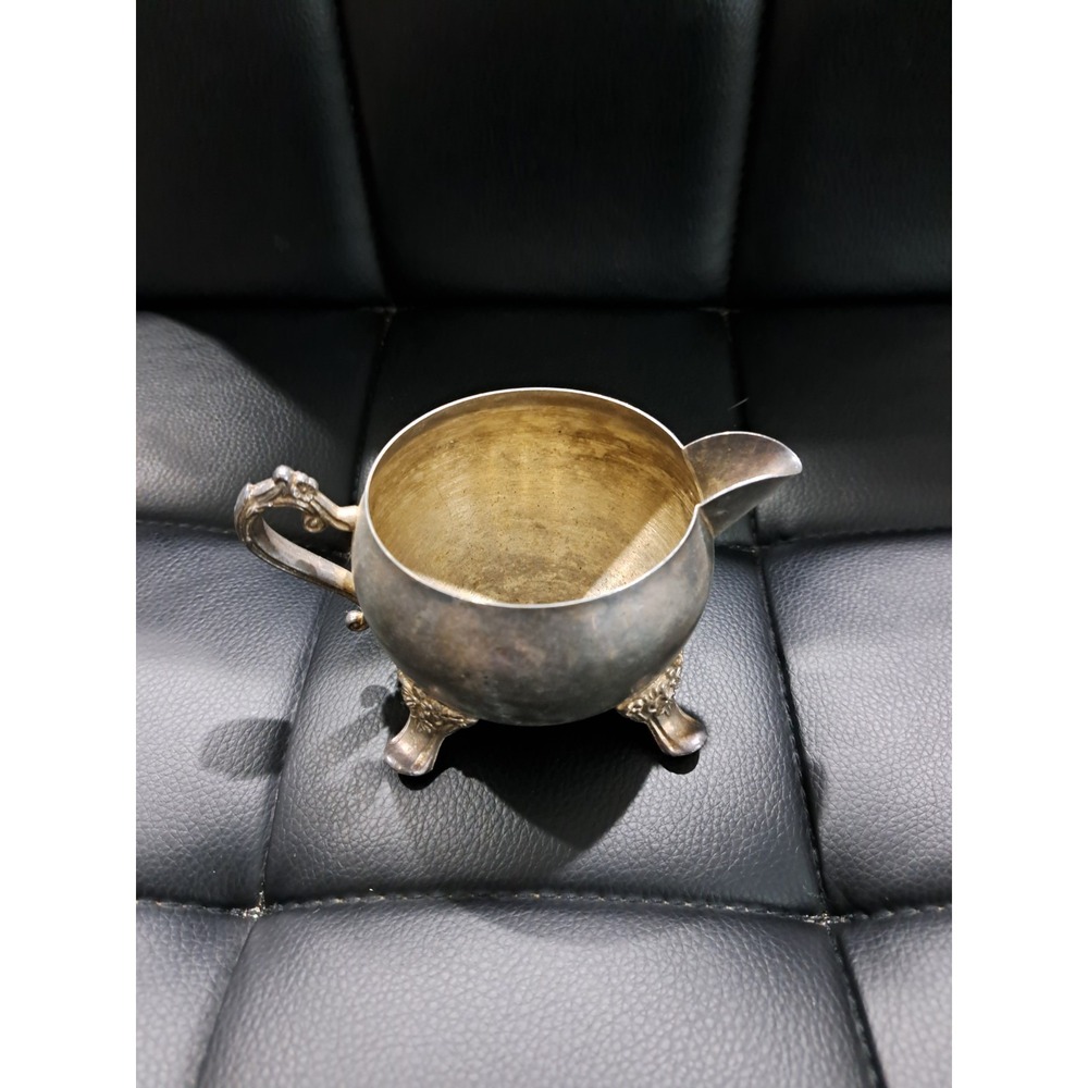 Vintage International Silver Creamer Ornate - Picture 3 of 4